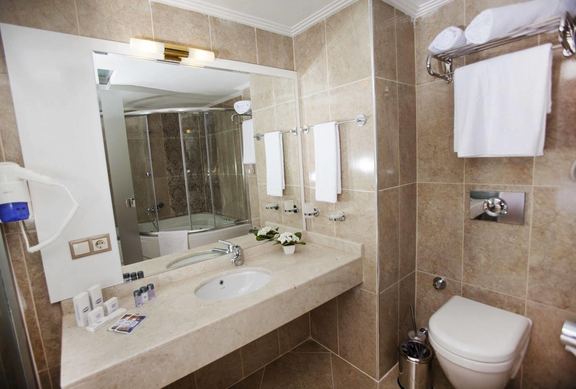 Cukurova Erten Hotel Άδανα Εξωτερικό φωτογραφία